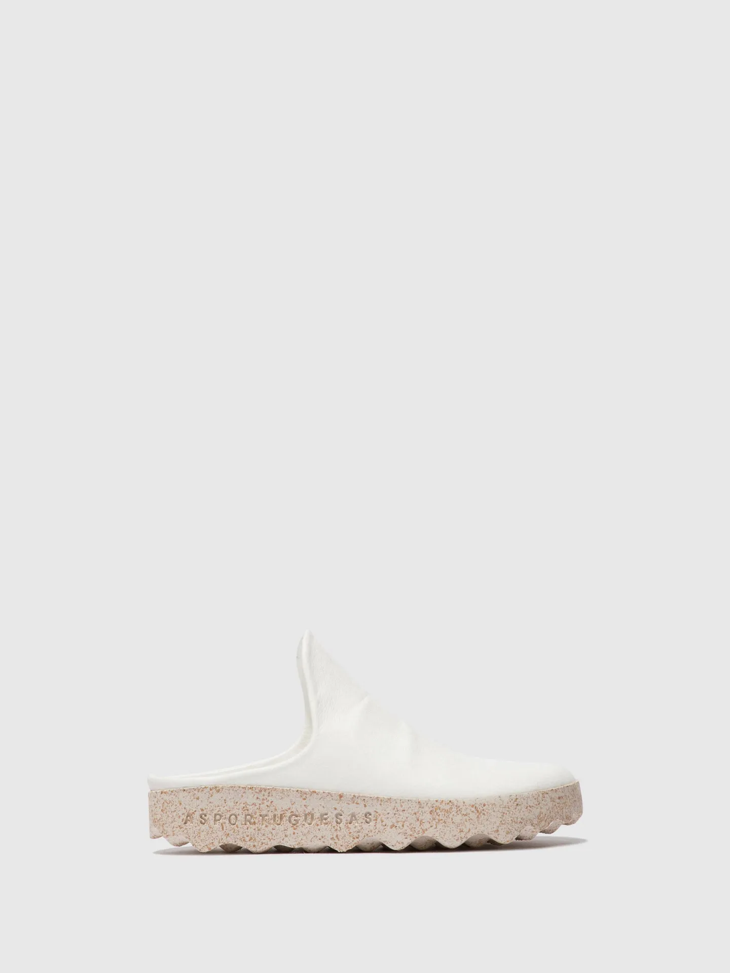 Slip-on Mules CLAY White