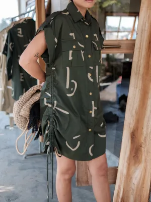 Triangle Printed Sunrise Gather Shirt Deep Green