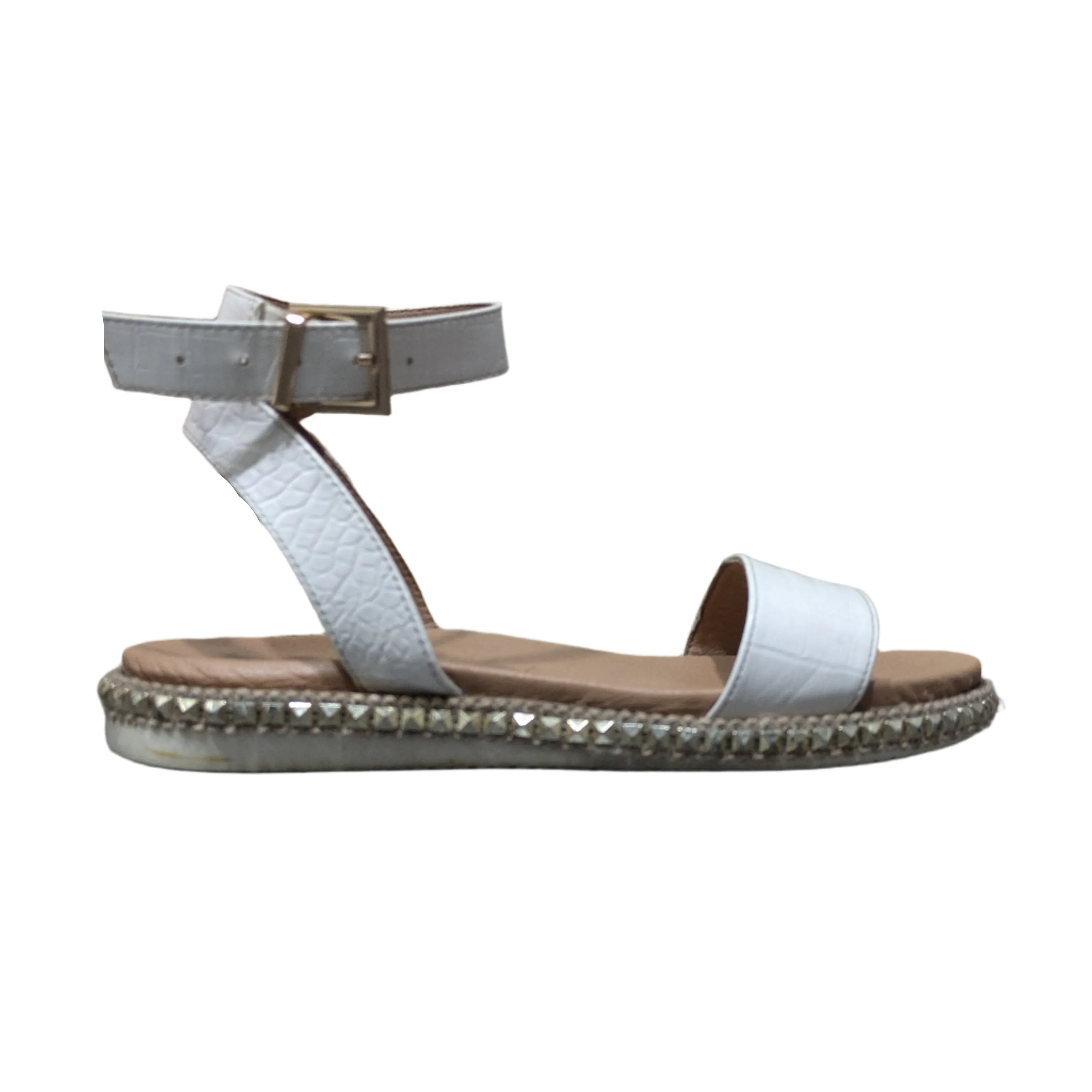 Wide Fit White Stud Trim Footbed Sandals (New Look) Size: UK 6 / EU 39 / US 8